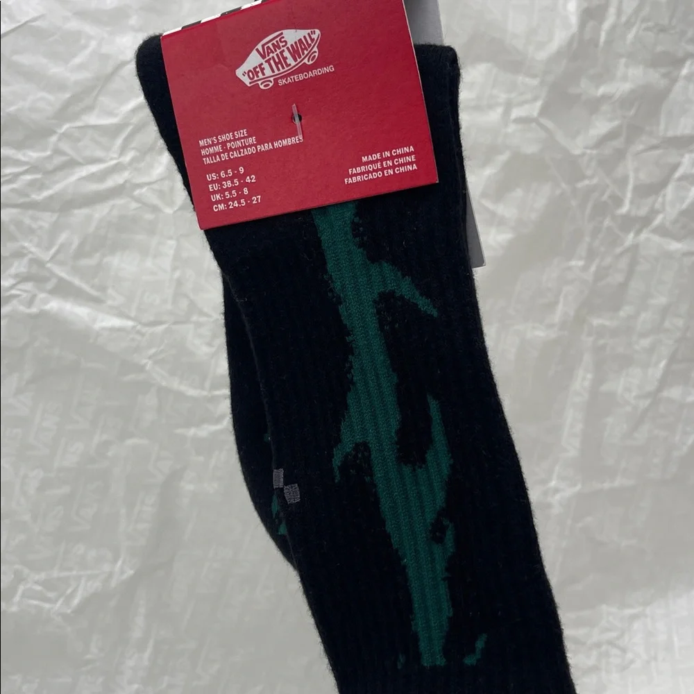 Vans Skate Thorn Crew Socks (1 pair)  Made to skate.